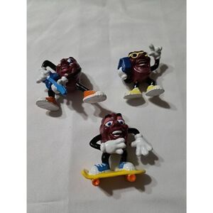 Vintage 1988 Applause California Raisin Figurine Toy Guitar Skateboard Boom Box